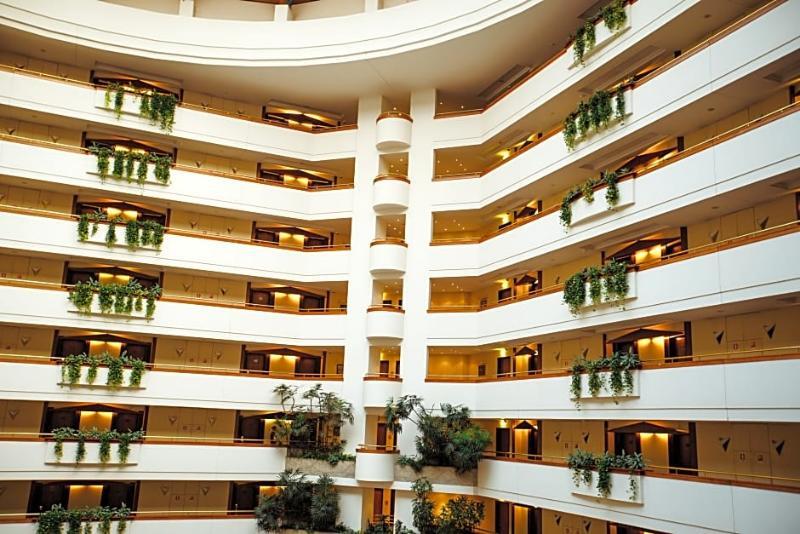 Rahat Palace 5* Almaty