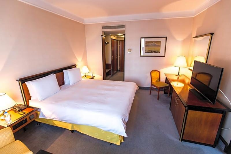 Rahat Palace Otel Almatı